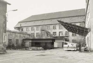 Hauptbau (Eschebach Küchenmöbel; Haus 1 und 2)