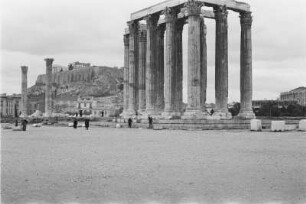 Tempel des Zeus : Reste des Tempels des Olympischen Zeus.