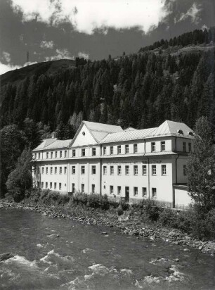 Das Kurhaus von Volpera