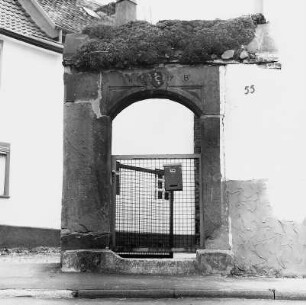 Hofportal; Bad Nauheim, Schwalheimer Hauptstraße 55