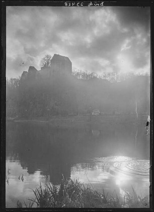 Leisnig. Abendstimmung um Schloss Mildenstein