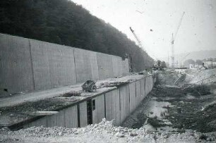 Esslingen, linke Ufermauer, flussabwärts
