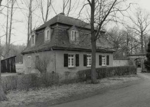 Milkel, Wohnhaus : Milkel (Kreis Bautzen), Wohnhaus, Torhaus zum Schlosspark, Nummer 5c, um 1720, Straßenansicht zum Parktor
