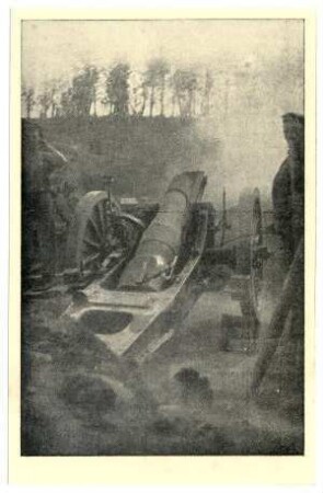 Die Kämpfe um Verdun; 13 (statt 12) Ansichts-Karten; Unterstützungs-Fonds des II. Bataillons 1. bayer. Fußartillerie-Regiment: Schweres Geschütz im Augenblick des Abfeuerns