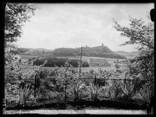 Blick von Schloss Brandenstein nach Burg Ranis