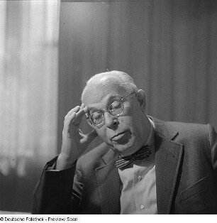 Porträt Prof. Heinz Bongartz, Nationalpreisträger der DDR