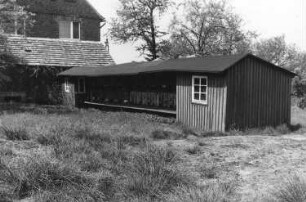 Hoyerswerda-Schwarzkollm. Mühle am Koselbruch, Bienenstand