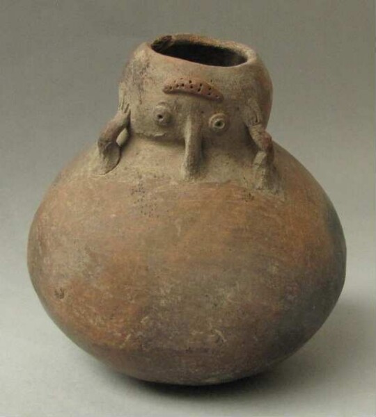 Clay vessel