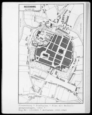 Stadtplan mit Befestigungsanlagen