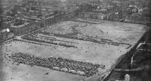 Dresden-Neustadt, Alaunplatz. Kundgebung am 1. Mai 1933. Luftbild-Schrägaufnahme von Ostnordost