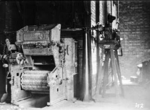 Im E-Werk : Maschine in einem Elektrizitätswerk