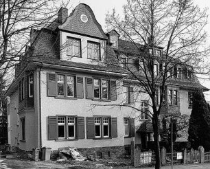 Bad Soden, Kronberger Straße 18