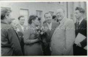 Otto Grotewohl besucht den VEB Eisenwerke West Calbe/Saale