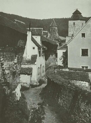 Gasse an der alten Ringmauer