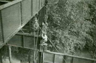 Abbau einer Fabrikhalle, 1949