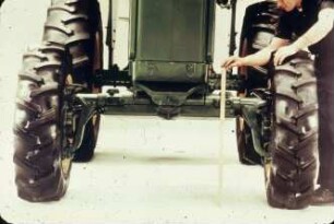 Fotografie: Allradantrieb, Allradtraktor, Hydromotor, Antriebs- und Anbausystem