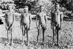 Männer von den Andamanen und Nikobaren (Deutsche Indien-Expedition 1926/1929 - 4. Andamanen)