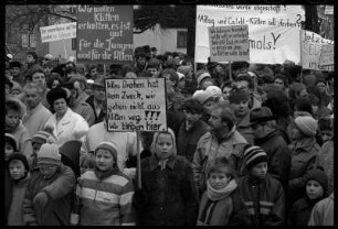 Demonstration gegen die Abbaggerung von Klitten für den Tagebau Bärwalde, Klitten (Kreis Niesky)