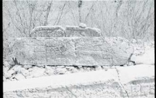 Uxmal, Stela 4 (UXM: St. 4)