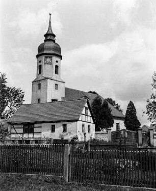 Dorfkirche Dobra