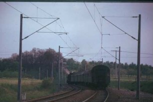 Gäubahn Nufringen Lok 038 772 P BB-HOR B3yg-Wagen Fahrleitung Betonmasten