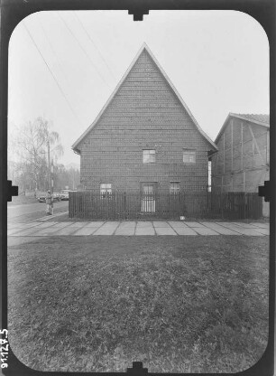 Ellrich, Hospitalstraße 40. Heimatmuseum (ehem. Hospital, 1665). Unterhaus. Giebelfront