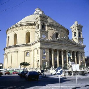 Saint Mary's Parish Church & Rotunda