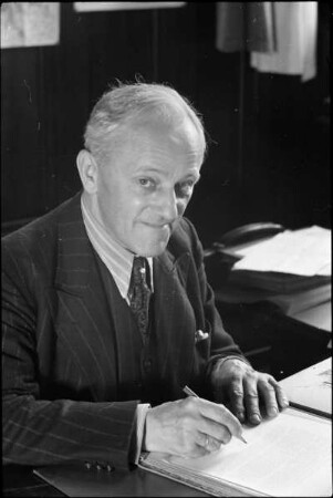 Erich Zeigner, Leipziger Oberbürgermeister 1945-1949, Aufnahme 1946
