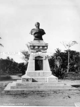 Das Bismarck-Denkmal in Tanga