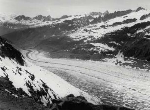 Der große Alteschgletscher in der Schweiz