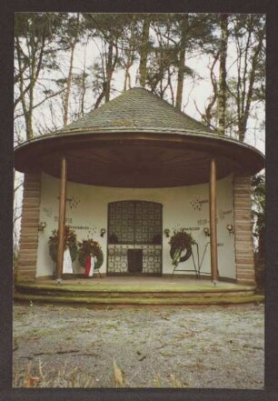 Kriegerdenkmal in Pivitsheide V.L. Detmold. Pivitsheide V.L. Papierabzug
