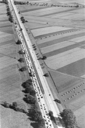 Verkehrsstau bei Echterdingen, Luftaufnahme