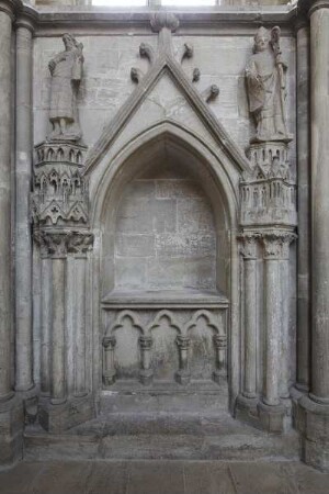 Ehemaliges Wandgrab mit Statuen von Johannes dem Täufer und Bischof Udo von Naumburg