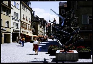 Lindau: moderne Plastik in der Fußgängerzone
