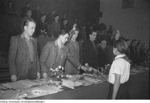 Leipzig, Landesfunktionärs-Konferenz der Freien Deutschen Jugend (FDJ), Porträt Horst Schröder, 4. Februar 1951