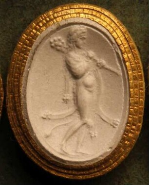 Ganzfigur der Omphale mit Löwenhaut und geschulterter Keule (Daktyliothek, Erstes Mythologisches Tausend)