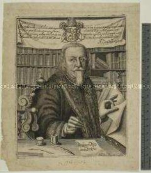 Porträt des evangelischen Theologen Georg Calixt vor einer Bücherwand
