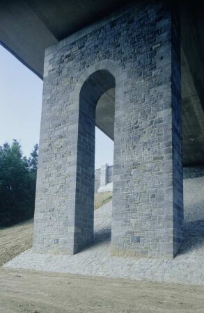 Talbrücke Hirschfeld