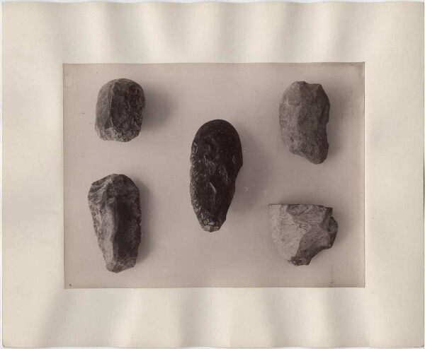 "Finds: stone tools."