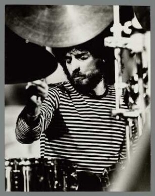Michael Di Pasqua : Portrait des Jazz-Schlagzeugers Michael Di Pasqua beim Jazz Jamboree Warschau 1983