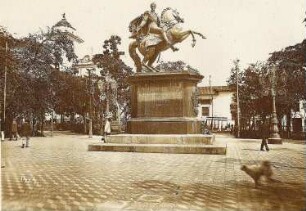 Caracas (Venezuela). Altstadt. Bolivar-Platz (Plaza Bolívar de Caracas). Stadtteilansicht mit Denkmal Simón Bolívars