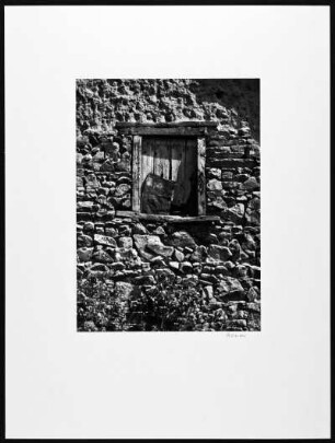 Scheunengiebel bei Kergocq : Fensterchen in einem Scheunengiebel einer Scheune in der Nähe von Kergocq