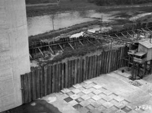 Baustelle Neckarzimmern, Wehrauslauf, Pumpstation