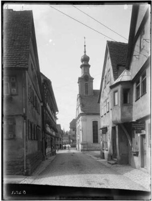 Adelsheim Hauptstraße südlich der evangelischen Stadtkirche nach Norden