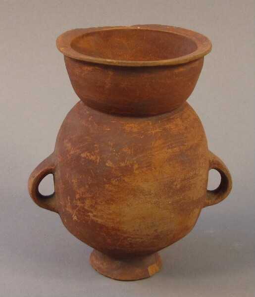 Clay vessel