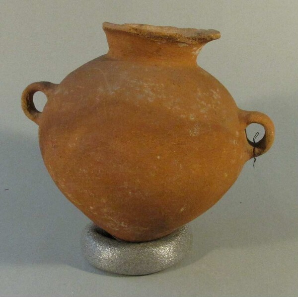 Clay vessel