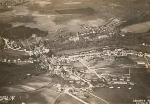 Neuhausen. Luftbildschrägaufnahme