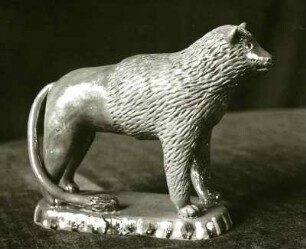 Löwe Töpfer: Theysson