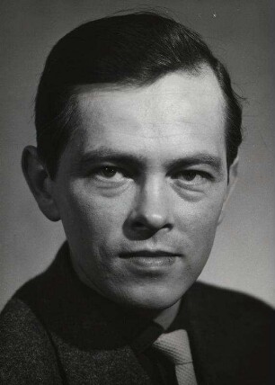 [Wolfgang Zill]