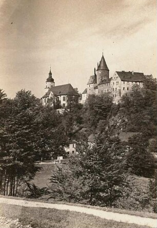 Schwarzenberg. Stadtansicht mit Schloß und Kirche von Südost